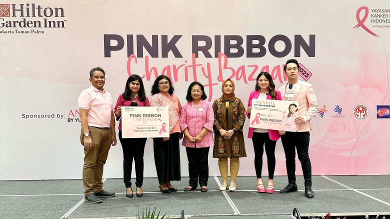 Hilton Garden Inn Jakarta Taman Palem Kampanyekan Pink Ribbon