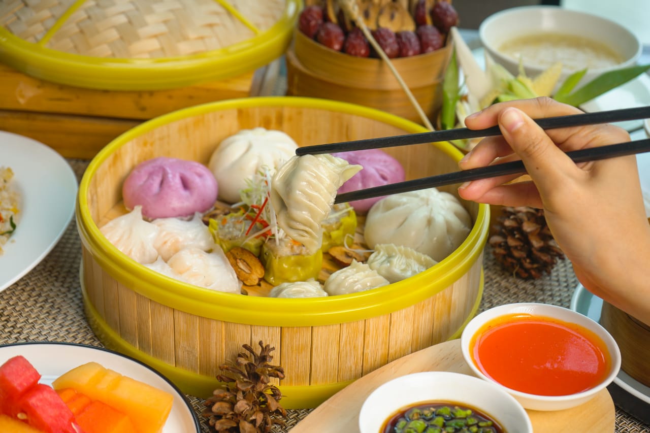 Dim Sum Lezat Dengan Harga Terjangkau Di Hotel Santika Premiere Hayam Wuruk