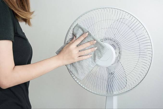5 Cara Membersihkan Kipas Angin Dengan Aman