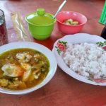 5 Karakter Orang Yang Makan Soto dengan Nasi Pisah