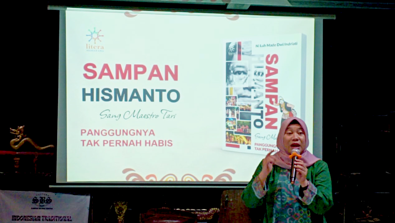 Acara Bedah Buku Sampan Hismanto Panggungnya tak pernah habis