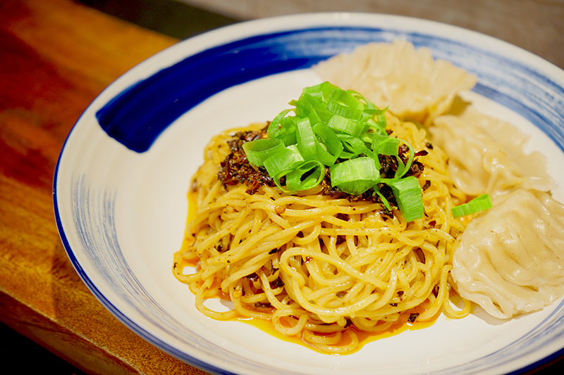 chilly oil noodle FRESQA Bistro by BATIQA Hotels