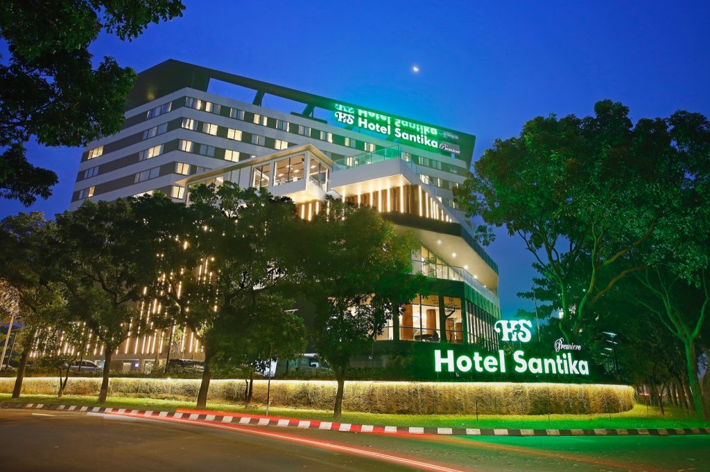 Tahun Baru Imlek di Santika Premiere Bintaro