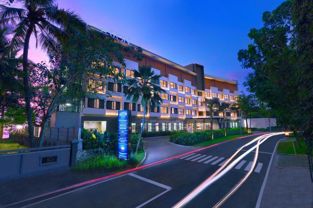 Halal Bi Halal di Aston Hotels