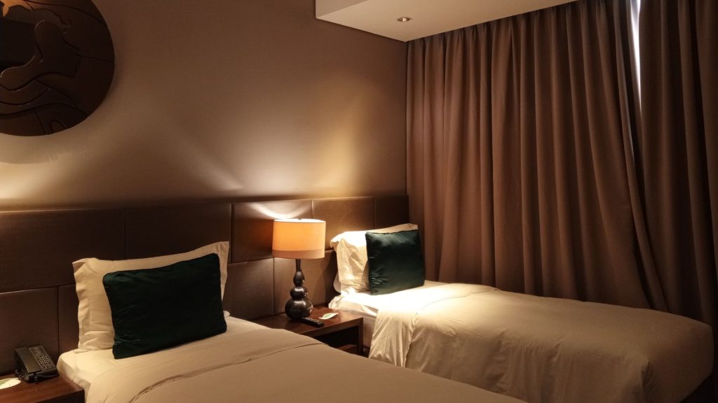Salah satu kamar dengan 2 single bed, foto: ilfa