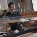 Promo Kejar Diskon - foto pelayan wanita di BATIQA Hotel Darmo-Surabaya