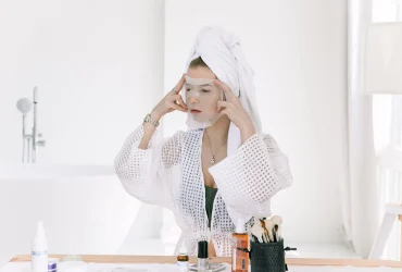 Manfaat Rutin Memakai Skincare