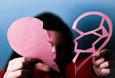 Wanita Yang Ditinggal
