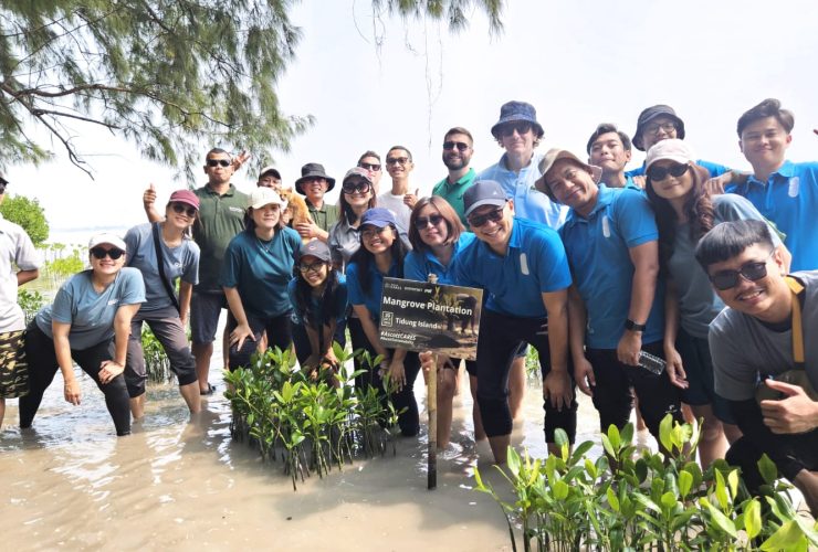 ASCOTT INDONESIA Menanam 1000 Mangrove