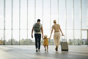 batas umur traveling ke luar negeri